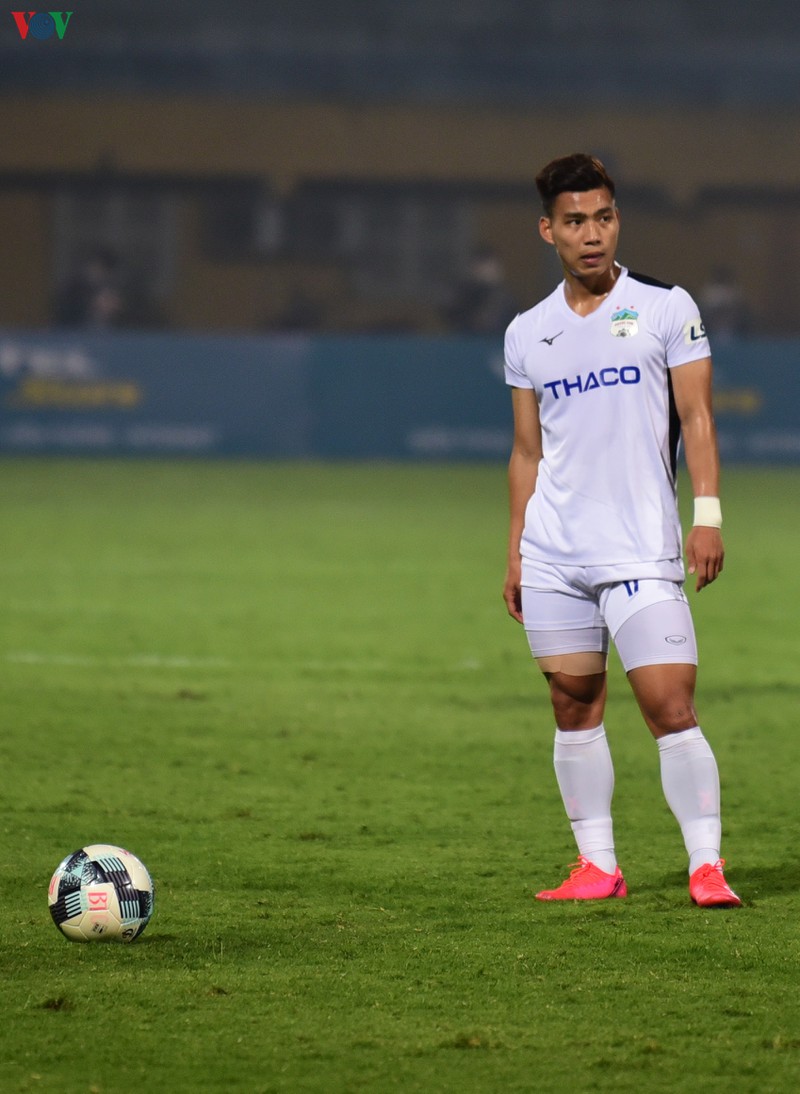 van toan, van thanh "bam dap" sau tran dau nay lua giua viettel va hagl hinh 8