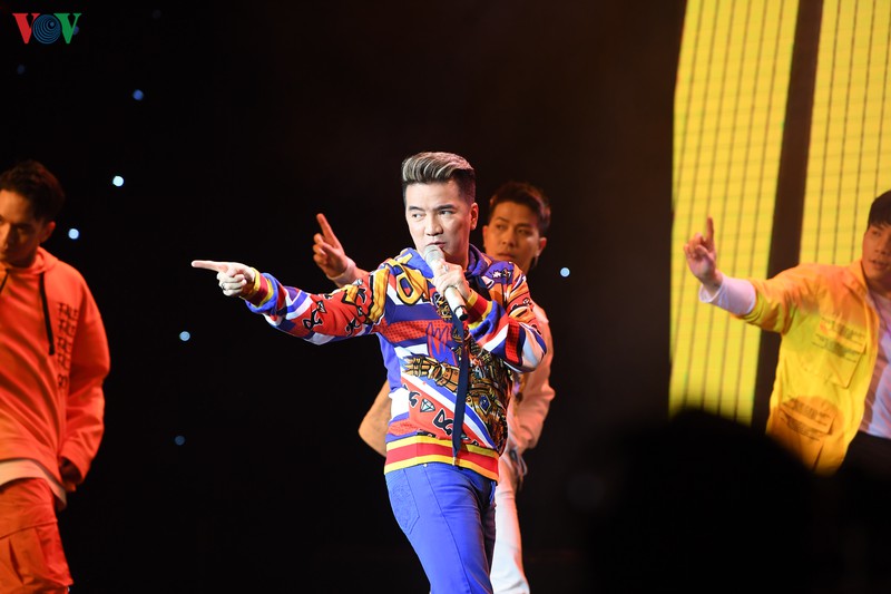 phuong oanh, ngoc thanh tam tro thanh quan quan "my nhan hanh dong"  hinh 9