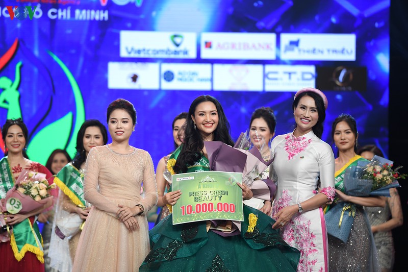 pham ngoc ha my tro thanh hoa khoi press green beauty 2019 hinh 8