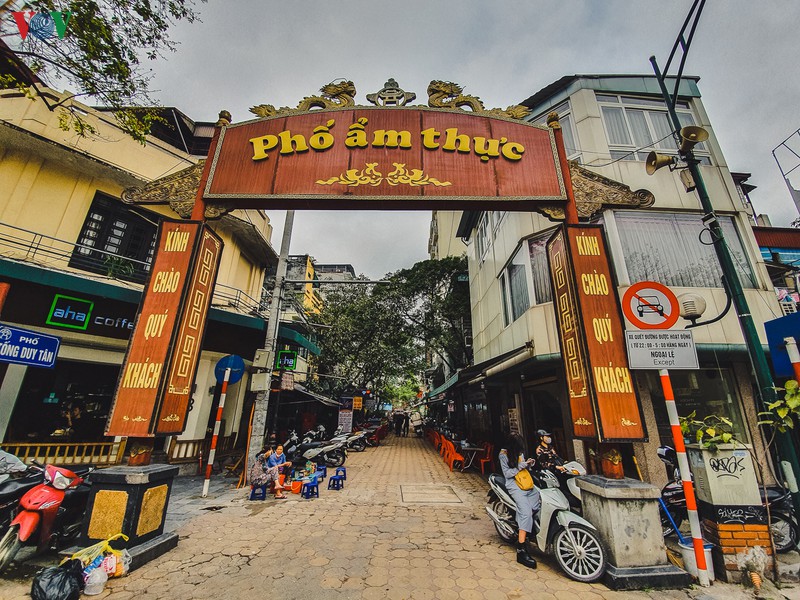 pho co ha noi kem soi dong dip cuoi tuan vi dich covid-19 hinh 18