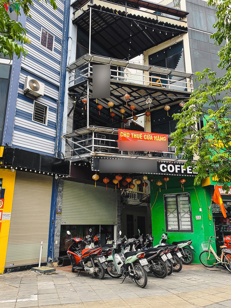 hinh anh vang ve, am dam tai cac quan cafe dip cuoi tuan vi covid-19 hinh 14