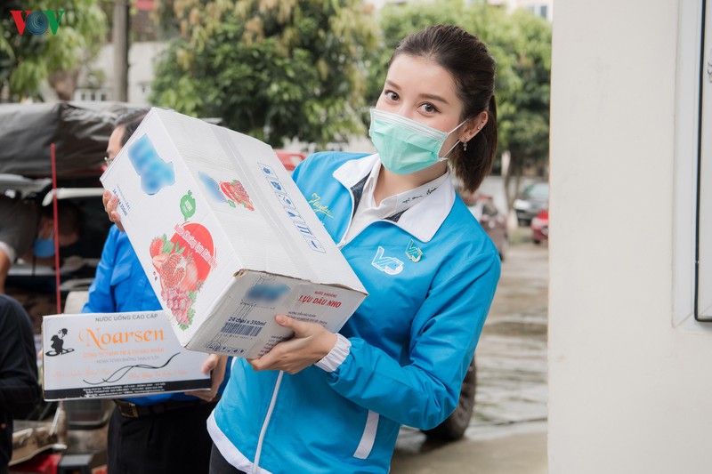 huyen my deo khau trang di tu thien, thu nhan tang can vi an qua nhieu hinh 8
