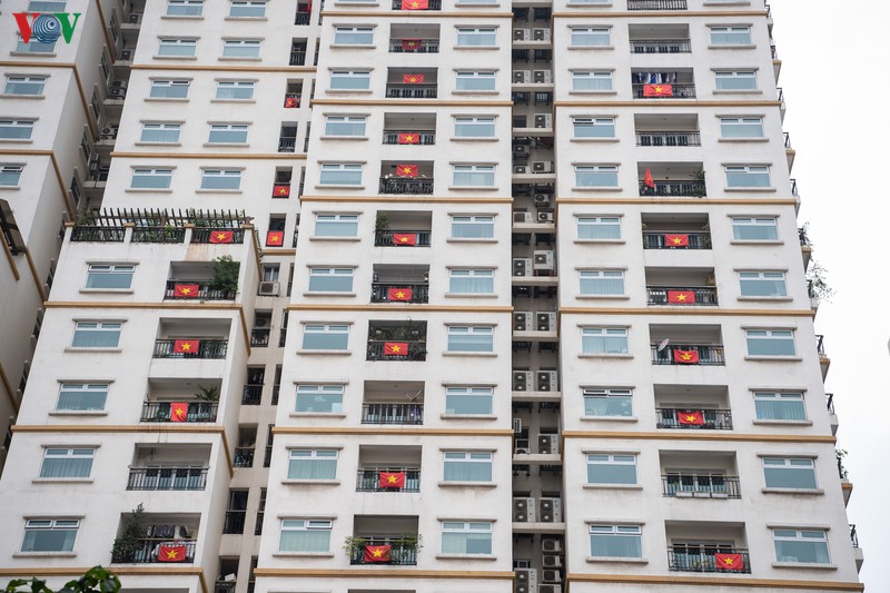 pho phuong ha noi rop bong co bay dip le 30/4 hinh 14