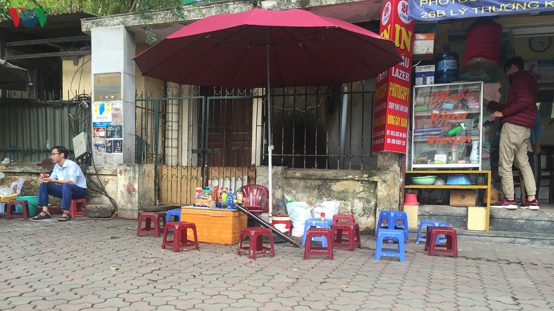 sat ngay 8/3 nhung quan xa ha noi van vang lang vi dich covid-19 hinh 12