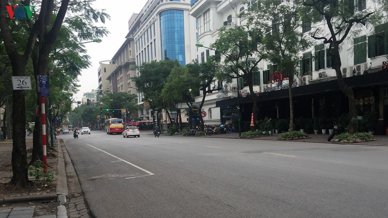 sat ngay 8/3 nhung quan xa ha noi van vang lang vi dich covid-19 hinh 14