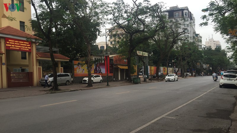 sat ngay 8/3 nhung quan xa ha noi van vang lang vi dich covid-19 hinh 15