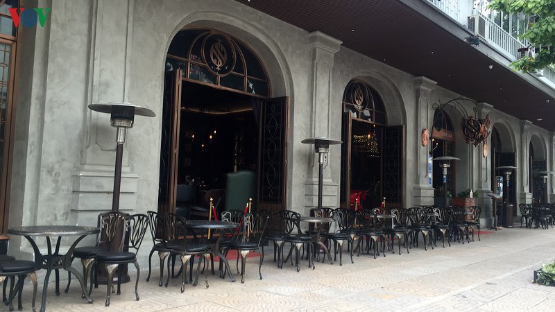 sat ngay 8/3 nhung quan xa ha noi van vang lang vi dich covid-19 hinh 1