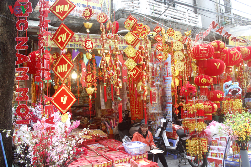 anh: pho hang ma nhon nhip ngay giap tet hinh 2