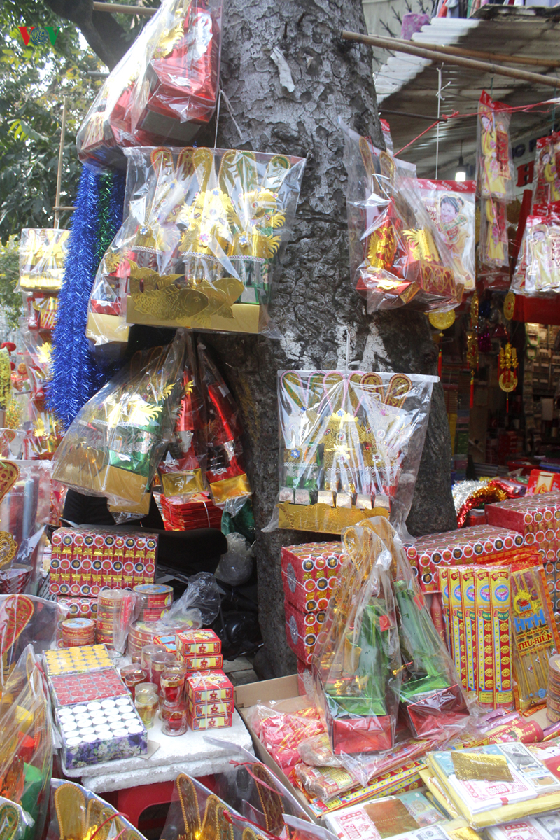 anh: pho hang ma nhon nhip ngay giap tet hinh 4