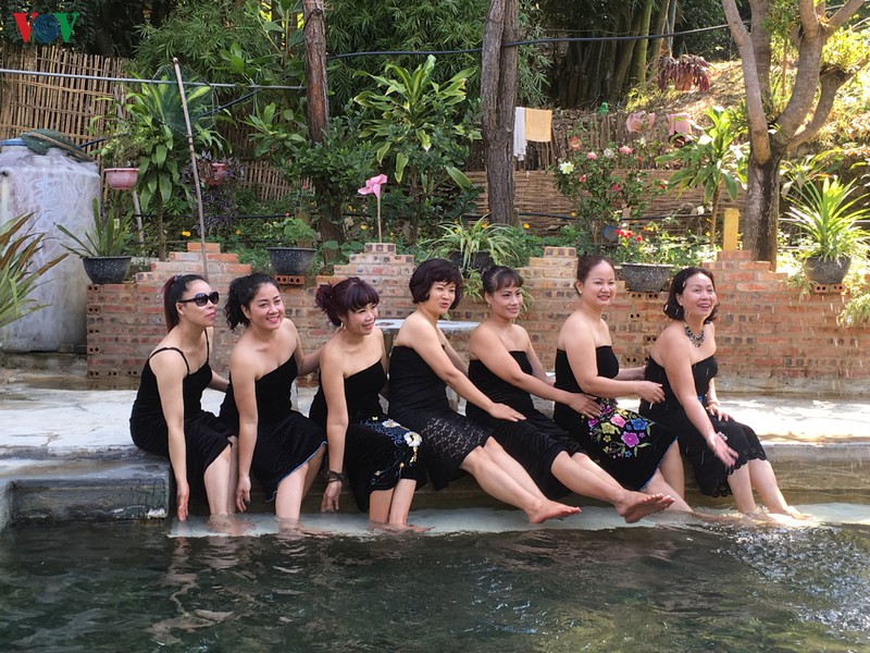 cuoi tuan, len muong la tam khoang nong ngoc chien hinh 3
