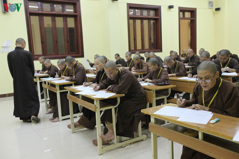 ben trong hoc vien co noi quy tu hoc khac nghiet nhat viet nam hinh 15
