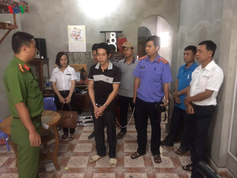 vu hiep dam nu sinh giao ga: dua cam van chuong ra thuc nghiem hien truong hinh 1