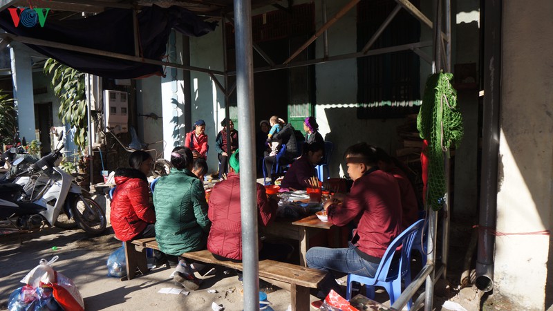 doc dao cho phien cua nguoi tay-nung o thong hue, cao bang hinh 16