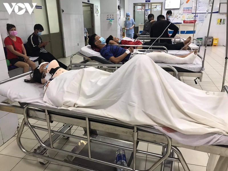 nu tai xe gay tai nan lien hoan o tphcm khai do dap nham chan ga hinh 2