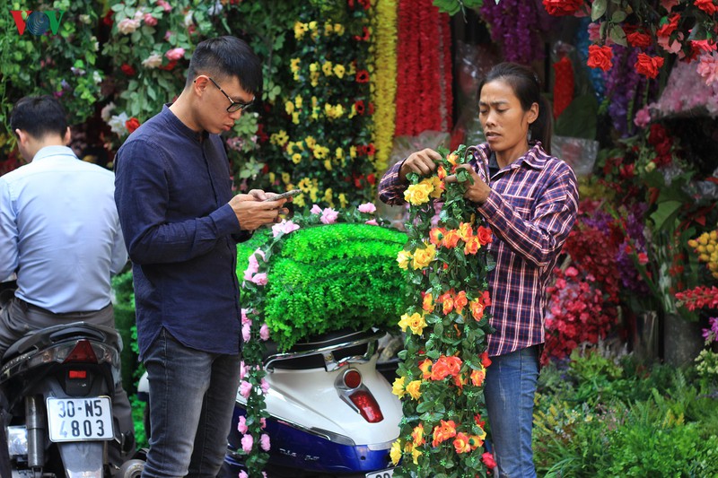 pho hang ma ruc ro sac do nhung ngay giap tet hinh 13