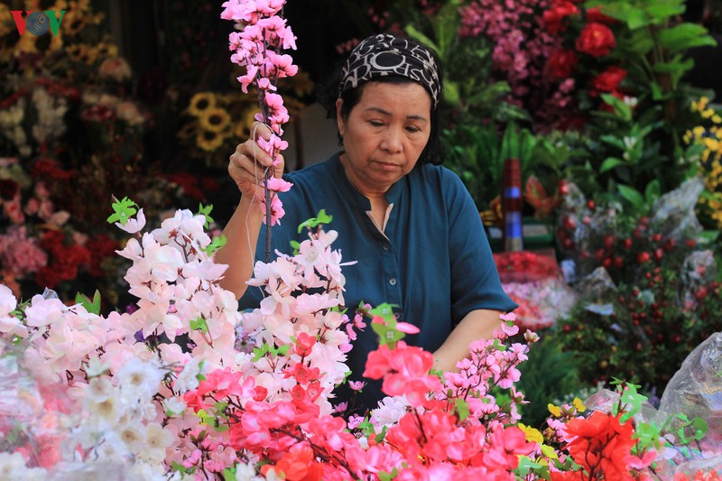 pho hang ma ruc ro sac do nhung ngay giap tet hinh 11