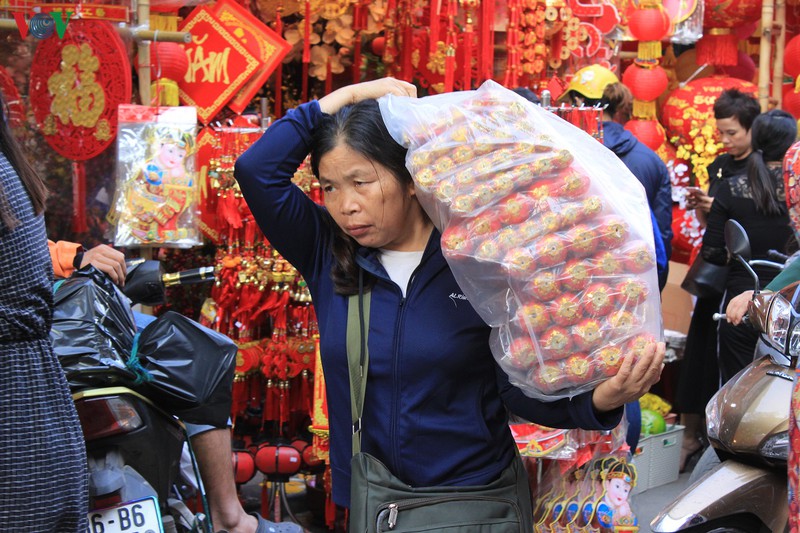 pho hang ma ruc ro sac do nhung ngay giap tet hinh 6