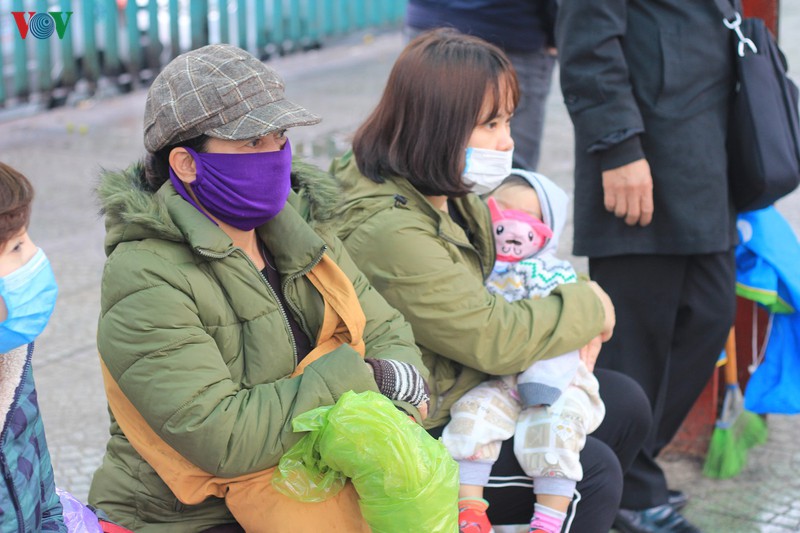 nguoi dan thu do kin mit khau trang truoc dich virus corona hinh 7