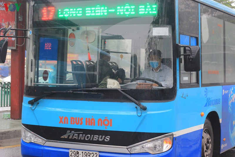 nguoi dan thu do kin mit khau trang truoc dich virus corona hinh 8