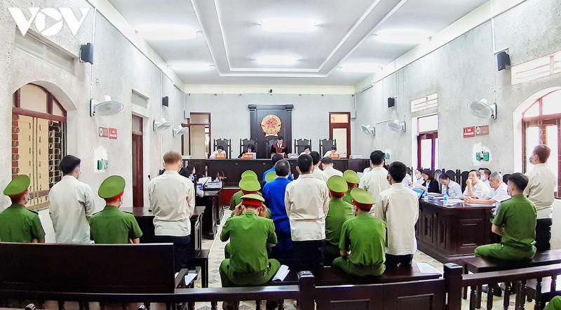 10 an tu hinh va chung than danh cho cac doi tuong mua ban ma tuy hinh 3