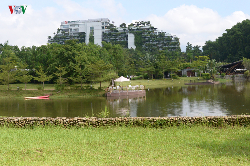 can canh biet thu ben trong khu resort flamingo dai lai sang trong hinh 31