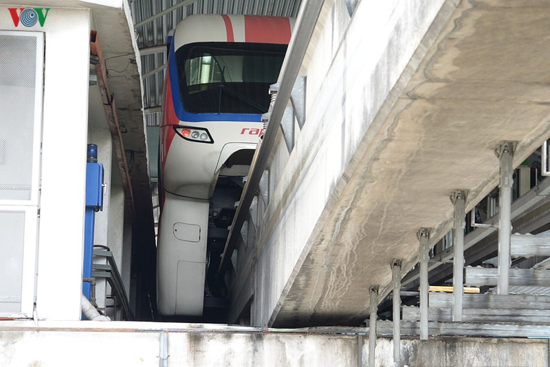 duong ray tren cao o malaysia khac voi tuyen cat linh-ha dong ra sao? hinh 22