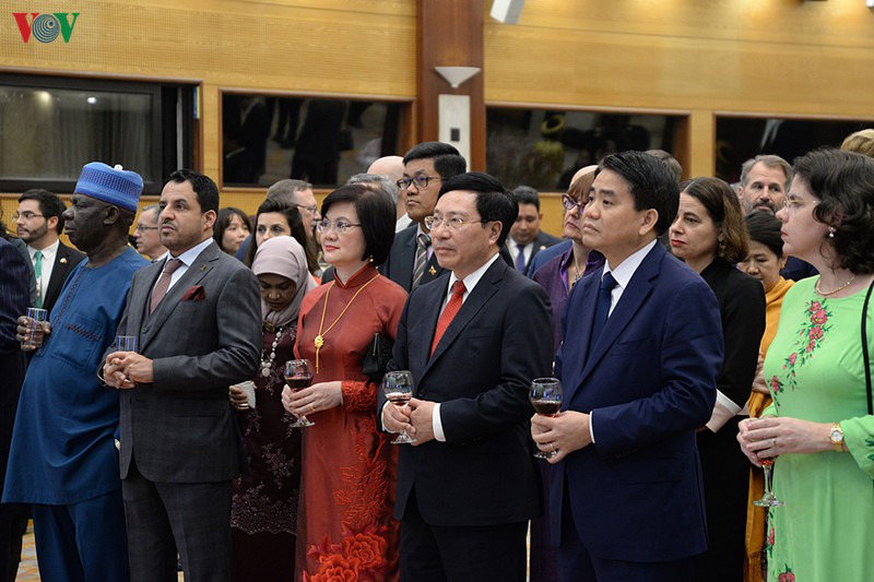 can canh buoi gap mat va chieu dai ngoai giao doan tai viet nam 2020 hinh 3