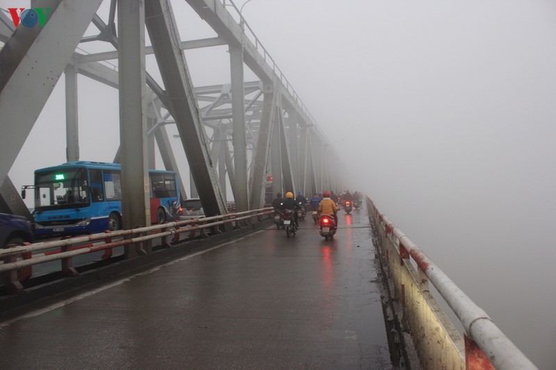 ha noi mit mu trong man suong day dac buoi sang hinh 6