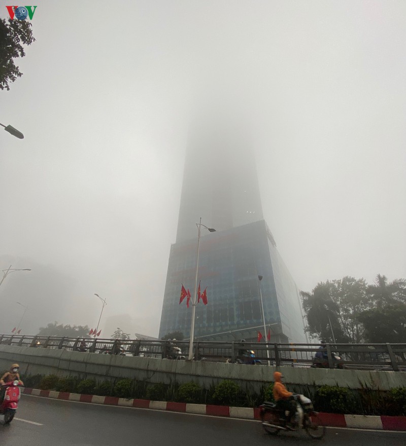 ha noi mit mu trong man suong day dac buoi sang hinh 1