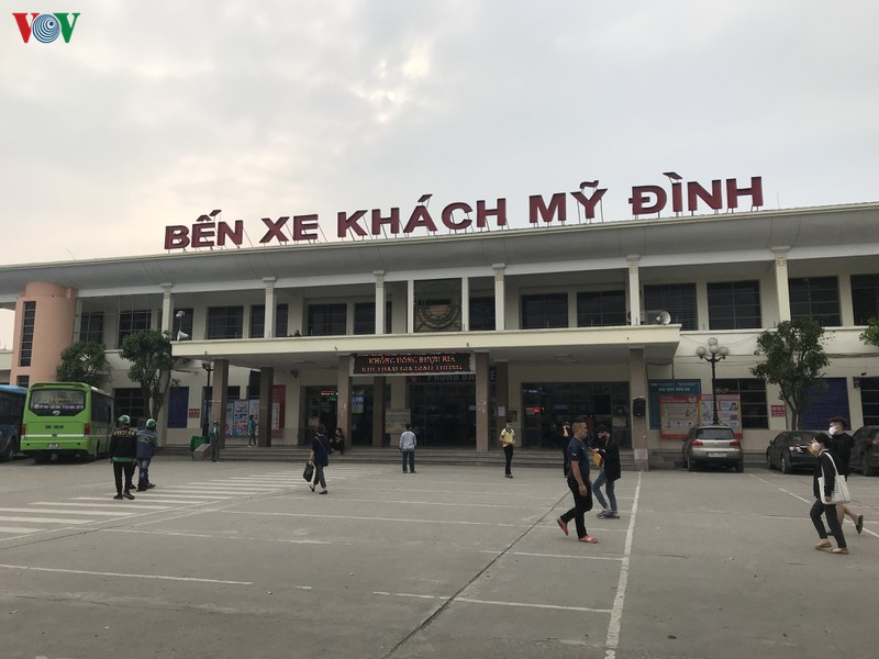 anh: ben xe o ha noi vang khach mua dich covid-19  hinh 10
