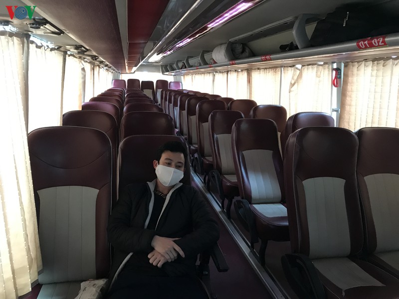 anh: ben xe o ha noi vang khach mua dich covid-19  hinh 9