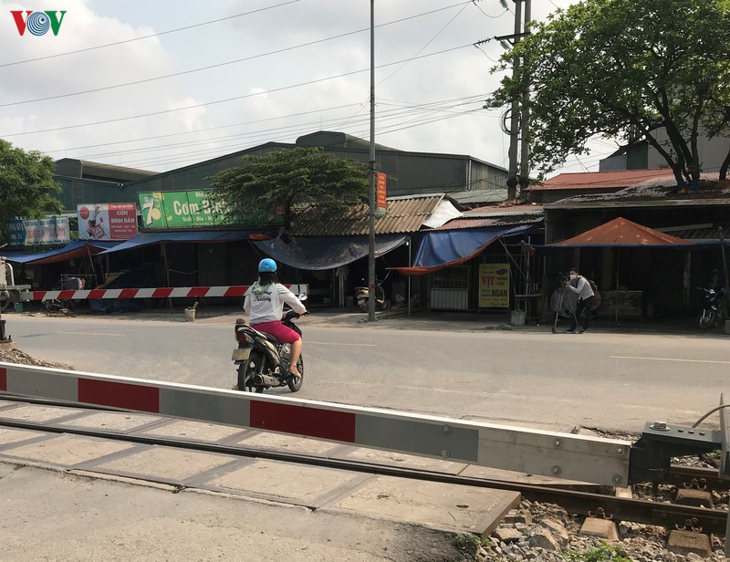 duong dan sinh tu phat gay mat an toan duong sat o thuong tin hinh 3