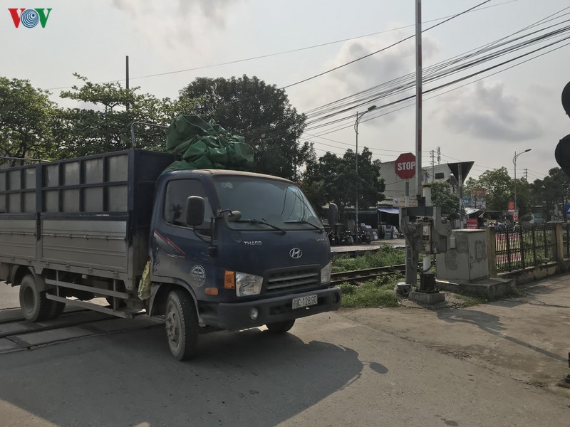 duong dan sinh tu phat gay mat an toan duong sat o thuong tin hinh 7