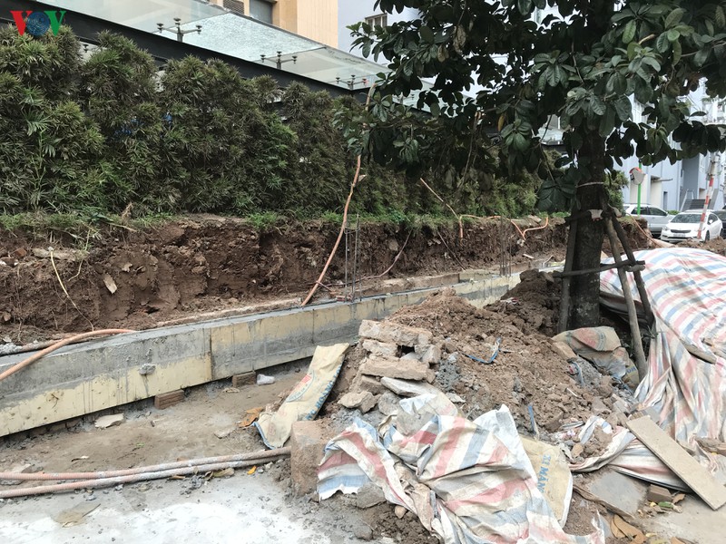 toa nha tan hoang minh (ha noi) duoc cach ly sau khi co ca mac covid-19 hinh 4