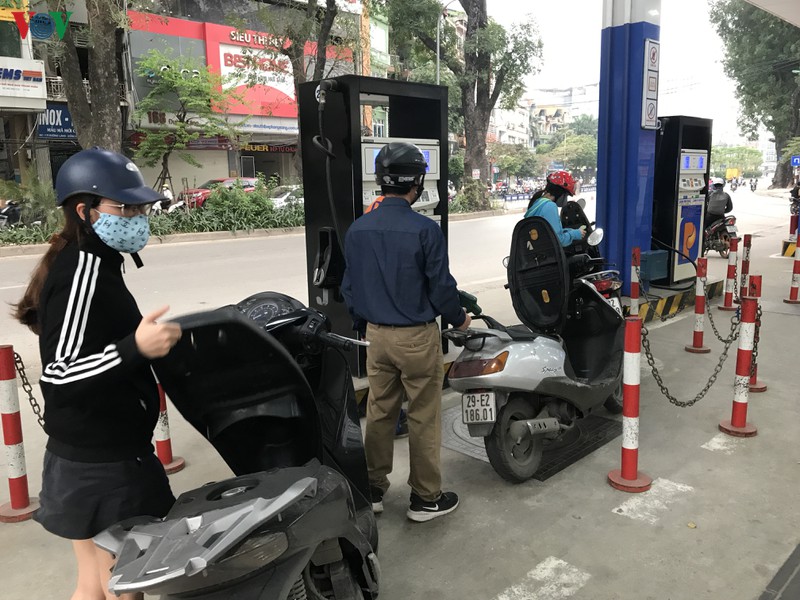 chong covid-19: cay xang, nha thuoc vang ve sau chi thi cua thu tuong hinh 7