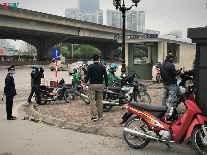 so gtvt ha noi kiem tra viec chap hanh van chuyen khach tai cac ben xe hinh 4