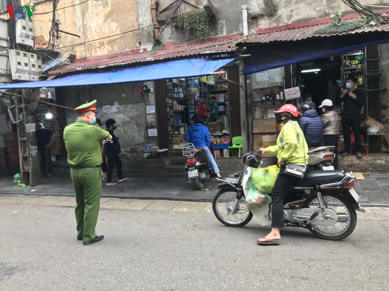 anh: toan canh thu do ha noi sau chi thi cach ly xa hoi hinh 13