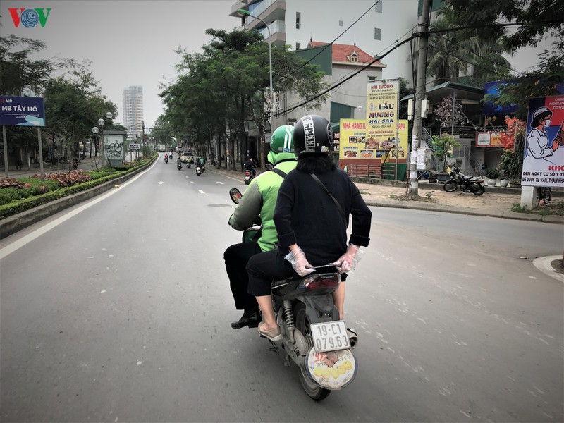 anh: toan canh thu do ha noi sau chi thi cach ly xa hoi hinh 10