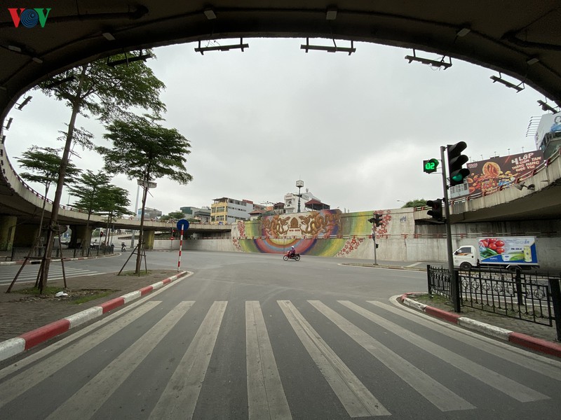 anh: toan canh thu do ha noi sau chi thi cach ly xa hoi hinh 5