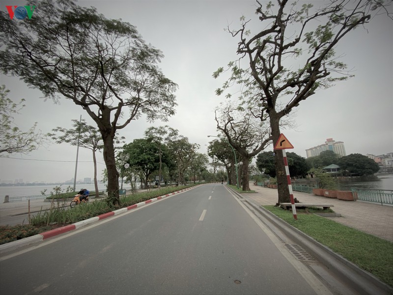 anh: toan canh thu do ha noi sau chi thi cach ly xa hoi hinh 9