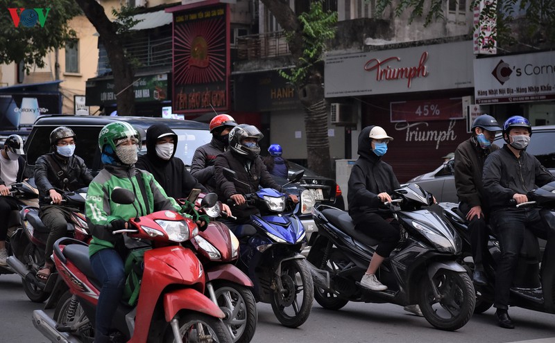 anh: duong pho ha noi dong nhu khong phai dang cach ly xa hoi hinh 5