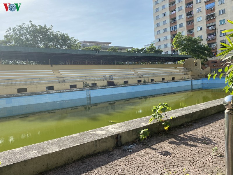 anh: nhieu be boi o ha noi vang ve du thoi tiet nang nong gay gat hinh 10