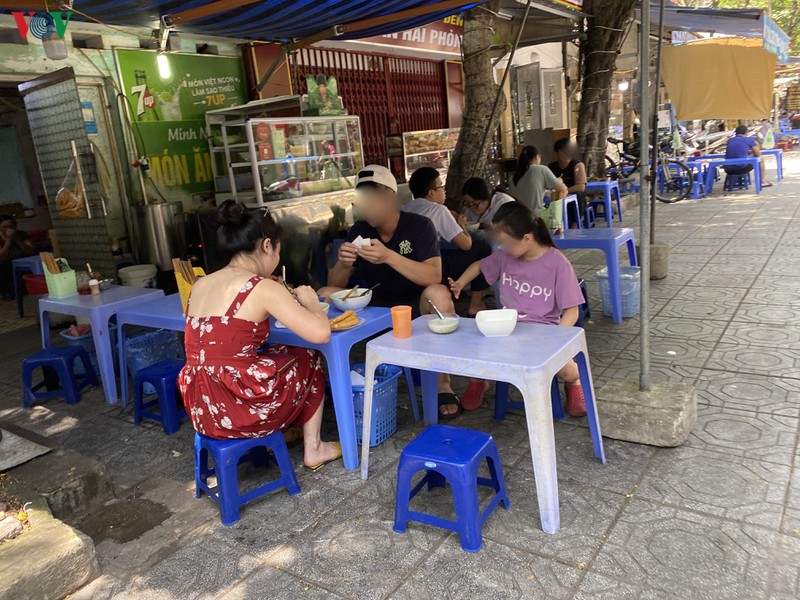 san chung cua cac khu tap the o ha noi bi cac ho kinh doanh "buc tu"  hinh 3