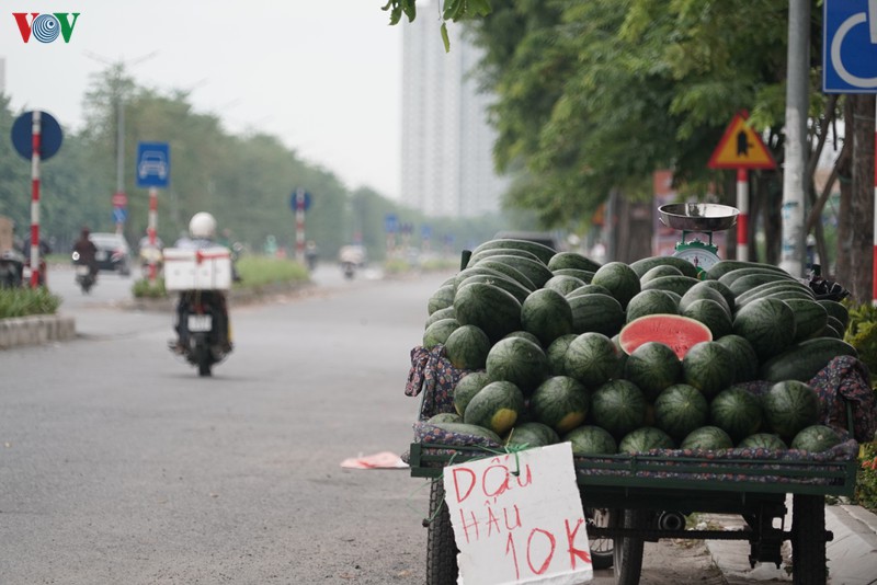 rac thai ngap ngua tren dai lo moi 1.500 ty o ha noi hinh 12
