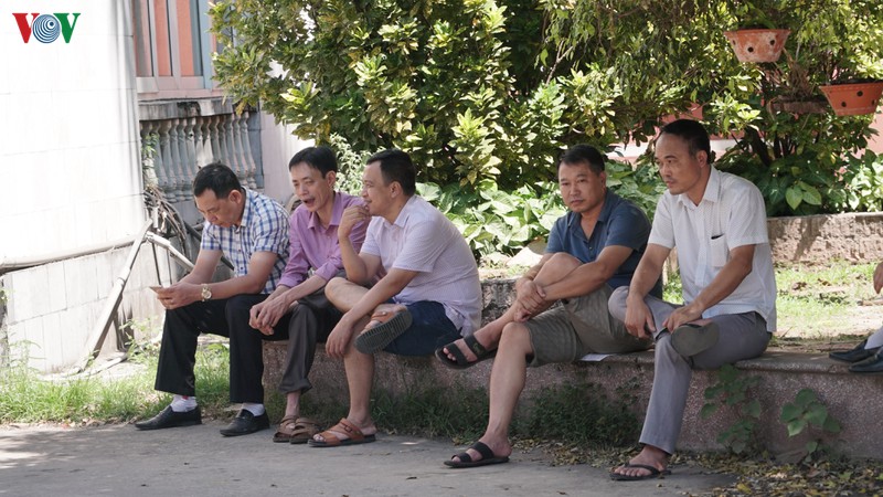 thi vao 10 chuyen khtn: hoc sinh than kho, phu huynh va vat cho con hinh 10