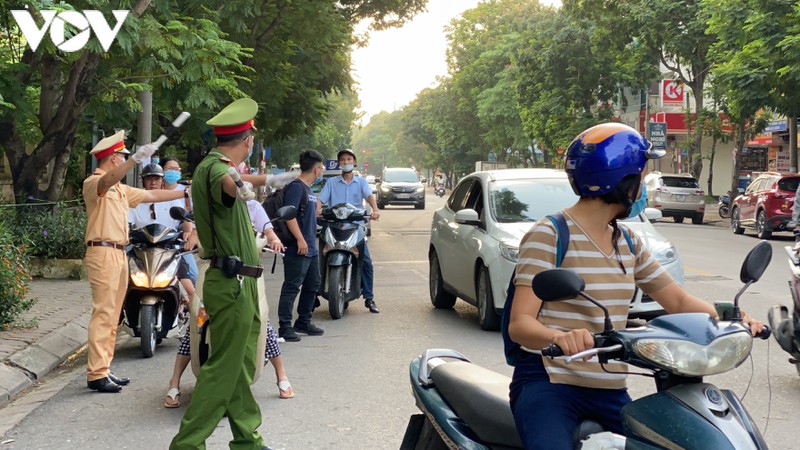 ha noi: nhung nguoi hung tham lang cua ky thi tot nghiep thpt 2020 thoi covid-19 hinh 1