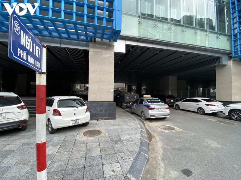 rac thai, do xe tu phat doc tuyen duong sat tren cao cat linh - ha dong hinh 11