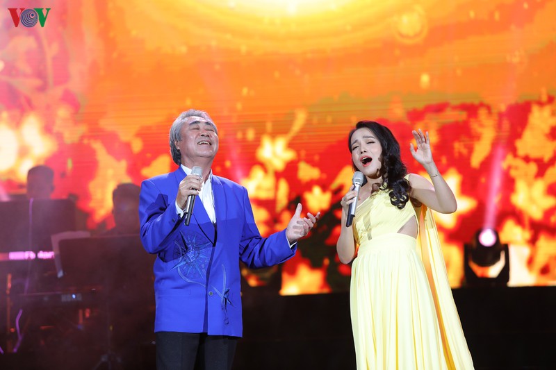 man tai hop song ca thang hoa cua my linh - tung duong hinh 13