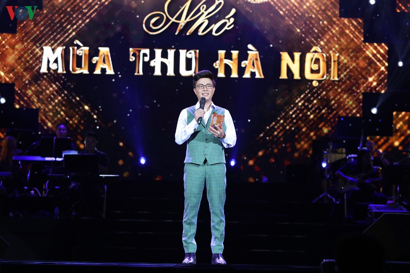 man tai hop song ca thang hoa cua my linh - tung duong hinh 1