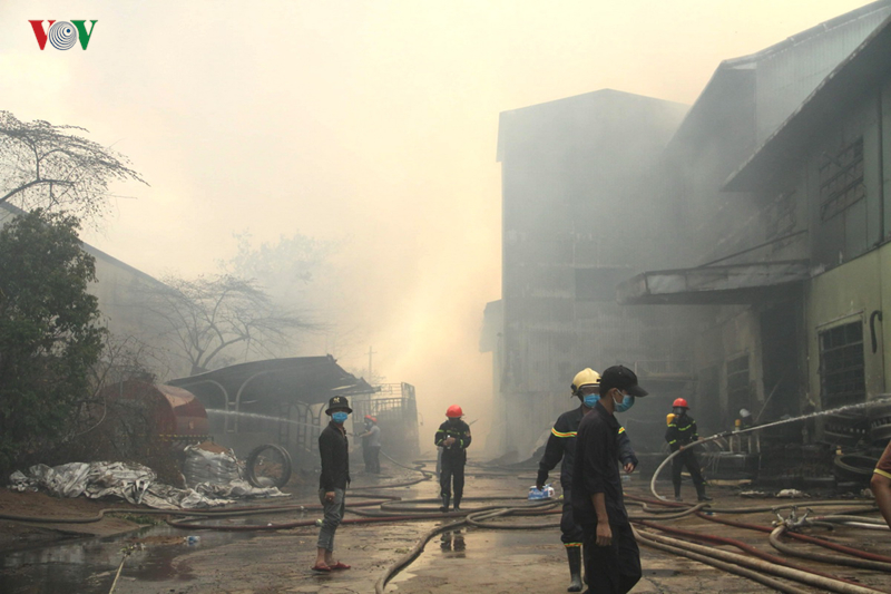 gan 9.000 m2 nha xuong cong ty nang luong sinh hoc bi lua thieu rui hinh 1